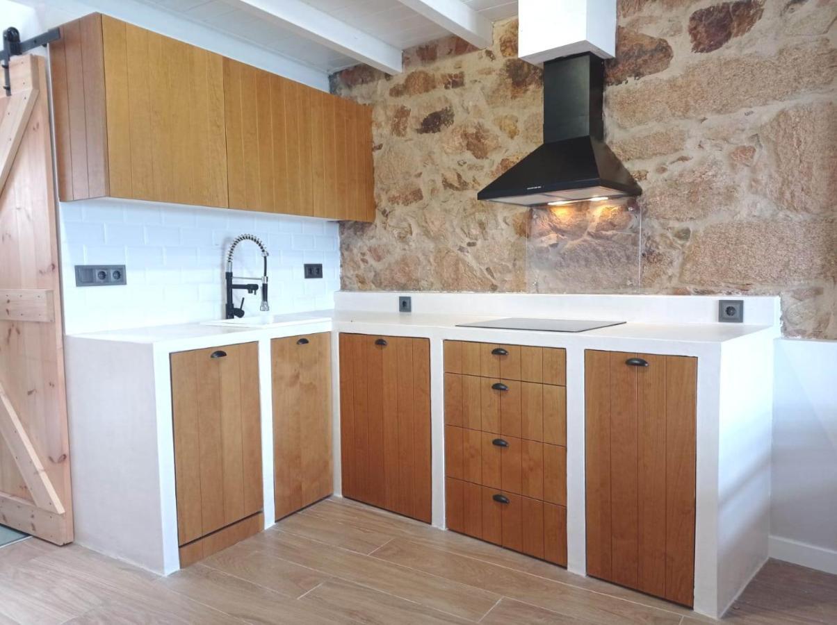 Vila Mariña. Casa marinera con terraza sobre el mar en Caión Cayón Exterior foto